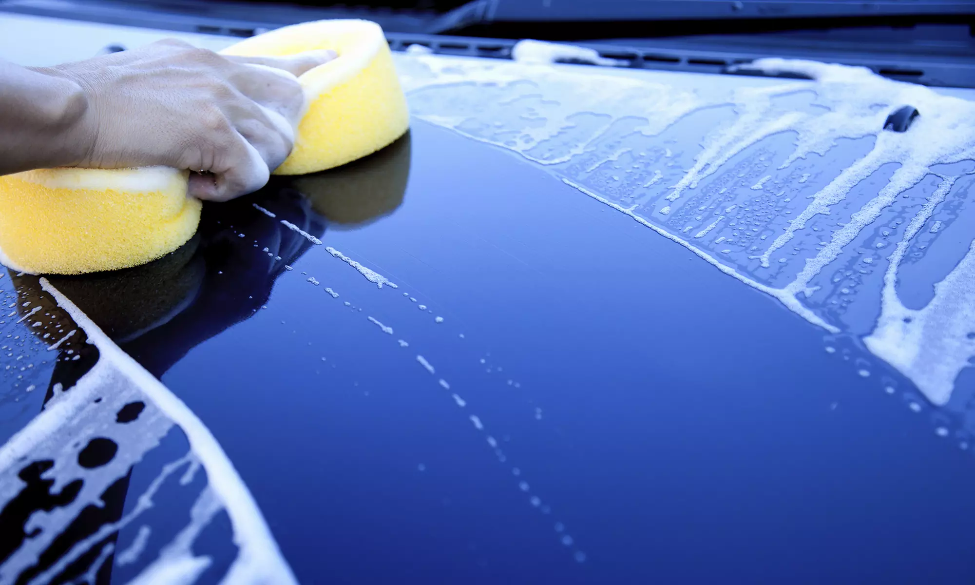 Pkw-Außenreinigung + Nano-Glasversieglung + Extras in der Akademieservice Fahrzeugreinigung (bis zu 82% sparen) - Primary Image