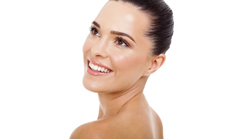 Una o 3 sedute di acido mandelico su viso e mani al centro Dermocosmesi di Spalletti Moira (sconto fino a 81%)