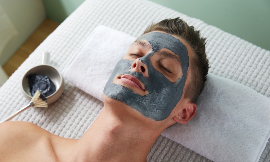 Image 1: Personalized Deep-Cleansing, Hydrating, or Ultrasound Facial