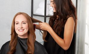 Do 0% zniżki na Salon - Strzyżenie w Studio Urody Quattro Do 0% zniżki na Salon - Strzyżenie w Studio Urody Quattro
