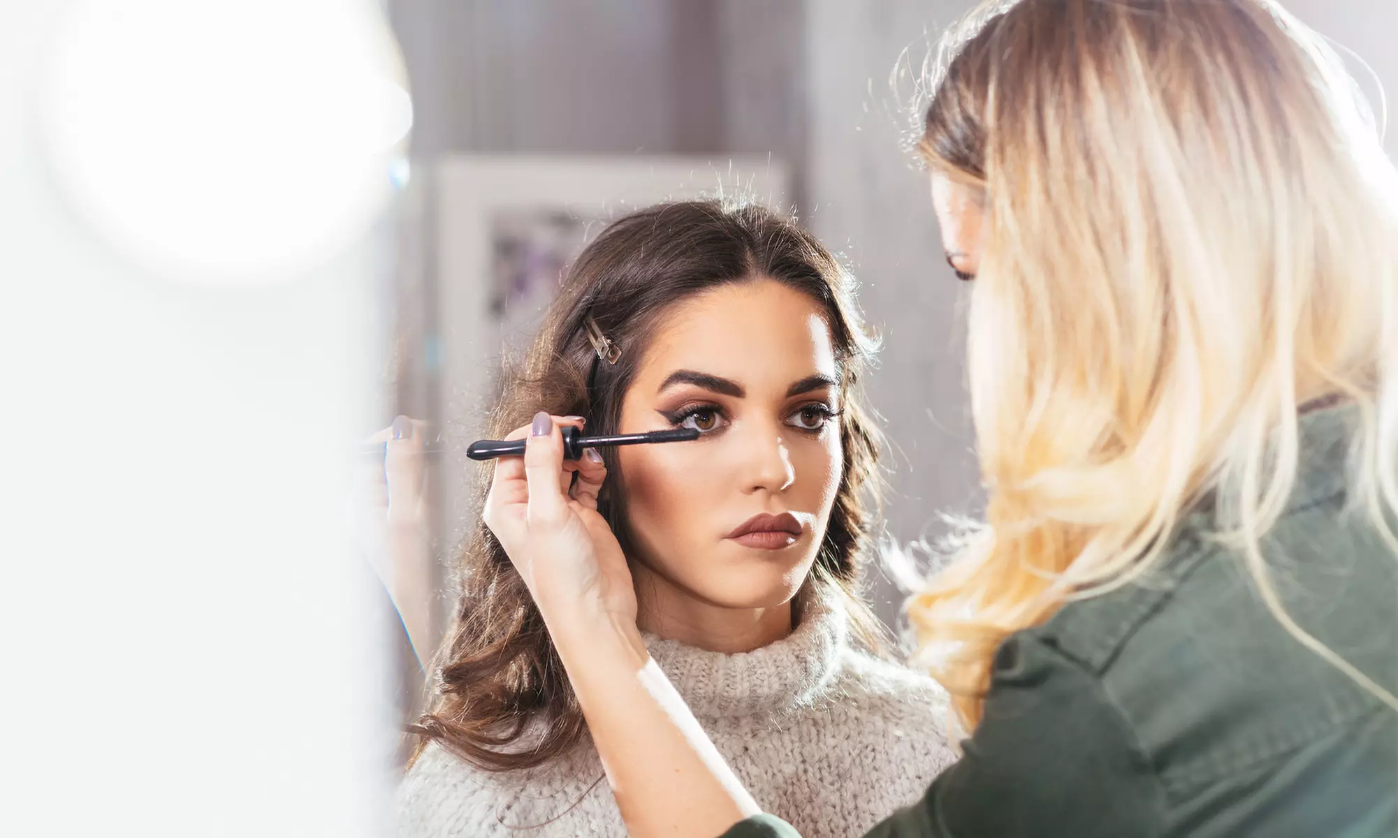 $99 for How to be a Professional Makeup Artist from The Learning Institute ($400 Value) - Primary Image