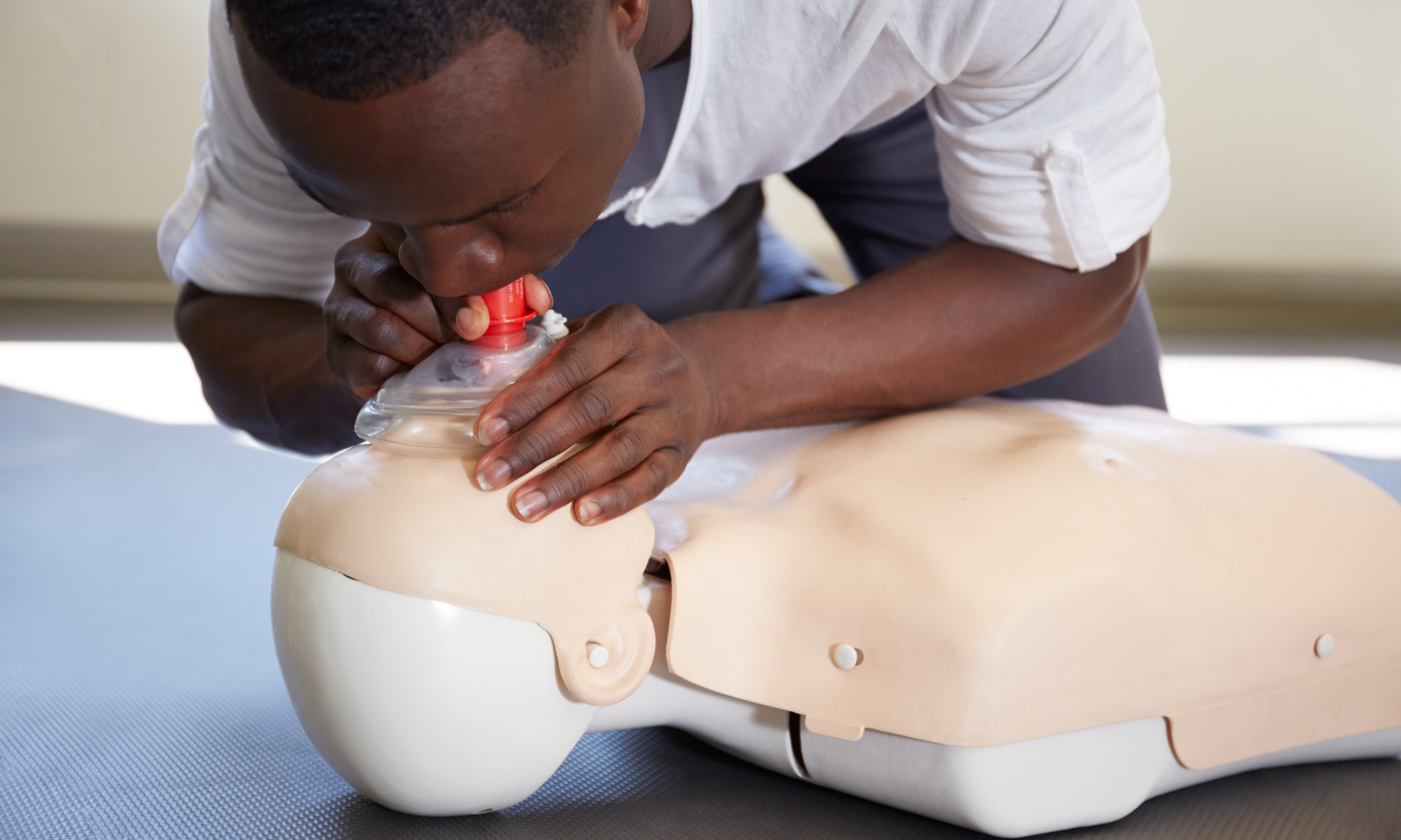 Get Certified with a Three-Hour Basic Life Support Course