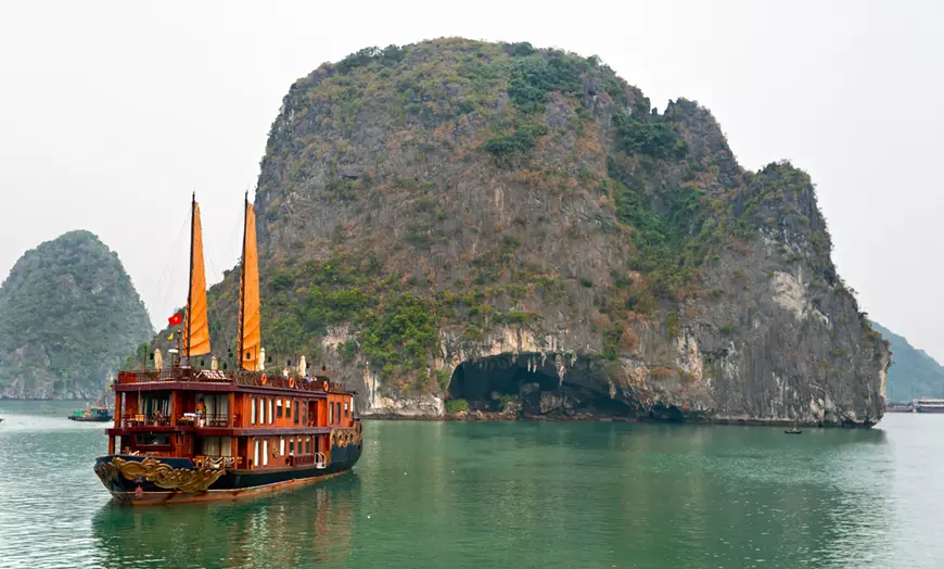 Image 14: ✈ Solo Travel Classic Vietnam - Hanoi to Ho Chi Minh w/ Flight & Hotel