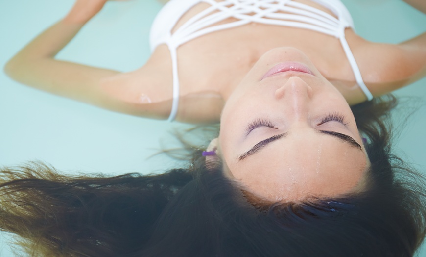 Image 2: Experience Tranquility with 1, 2, or 3 Sessions of 60-Minute Floating