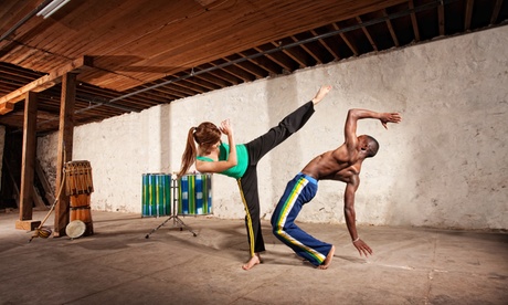 1, 3 o 6 meses de clases de capoeira desde 16,90 € en Simplesmente Capoeira