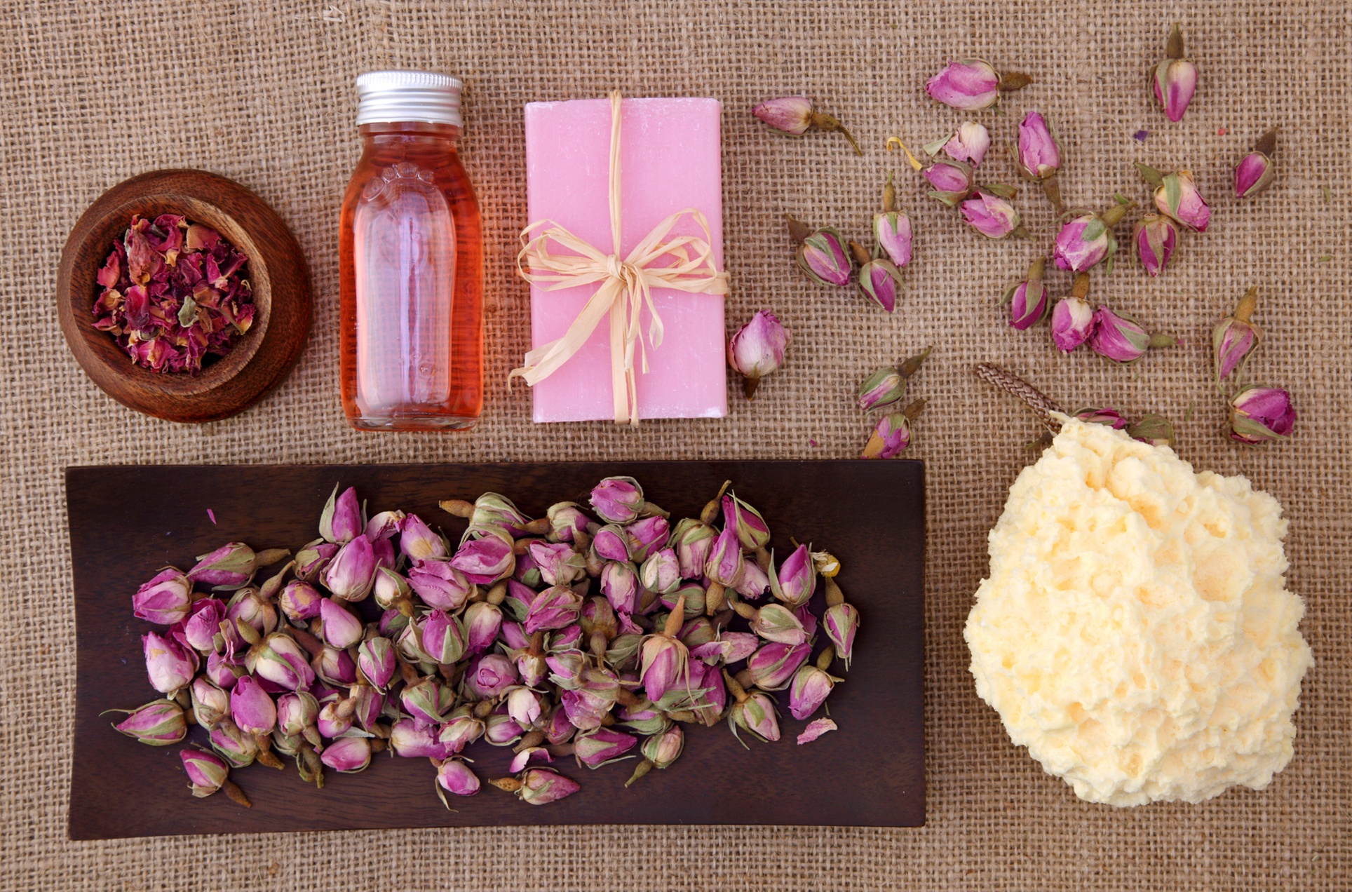 Join a Candle Making Class for a Creative Experience