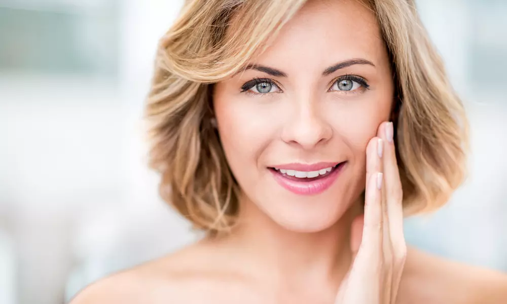 Hautstraffung mit dem Plasma-Pen an einer Zone nach Wahl oder Lidstraffung bei DermisTe (bis zu 44% sparen*) - Primary Image