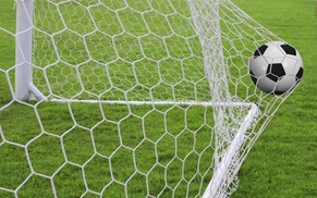 Big IV: 1h de foot en salle pour 10 personnes à 39,90 € au complexe sportif Big IV