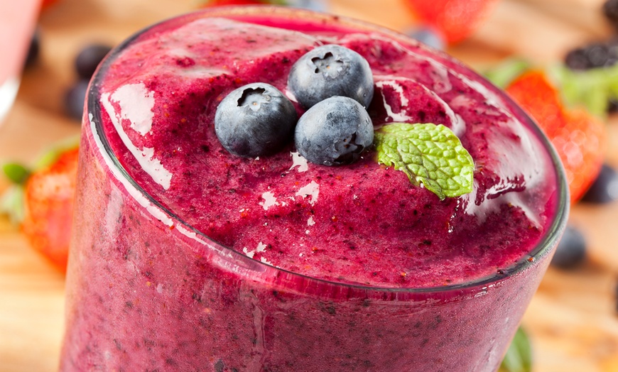 Image 1: Personalized Smoothie Experience for 1,2, or 4 people