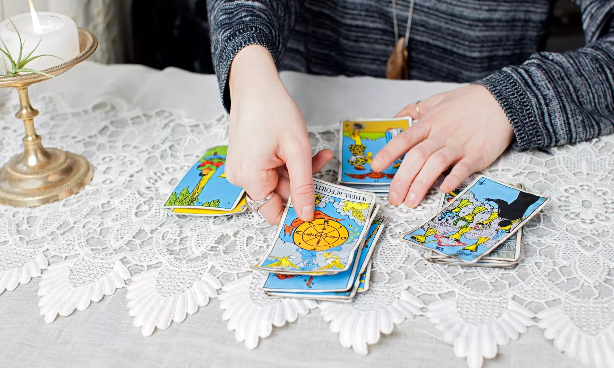 Psychic and Tarot Card Reading or 25-Minute Introductory Psychic Reading at Leesburg Psychic - Primary Image