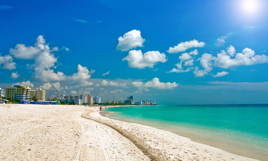 Image 5: ✈ Abu Dhabi: 4-Night Active Getaway with Air & Hotel from Worldee