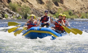 5Terre Outdoor Srl: Rafting sul fiume Aventino nel Parco della Majella fino a 6 persone con 5Terre Outdoor Srl (sconto fino a 51%)