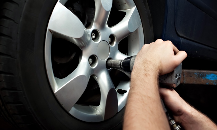 Image 1: Do 25% zniżki na Opona/wymiana opon w Auto Mark