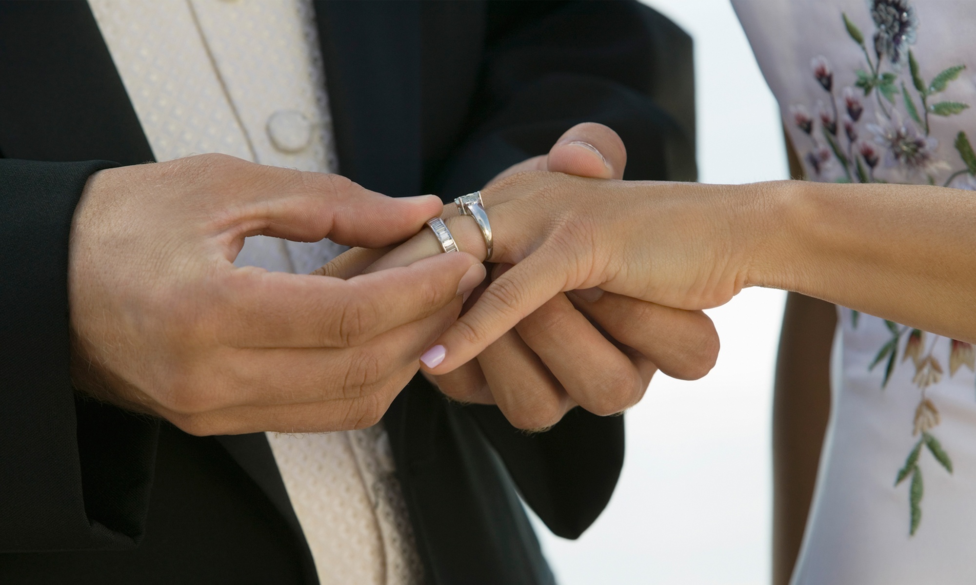 Enjoy 15 or 30 mins Online Wedding or In-Person Officiant DC Area ONLY