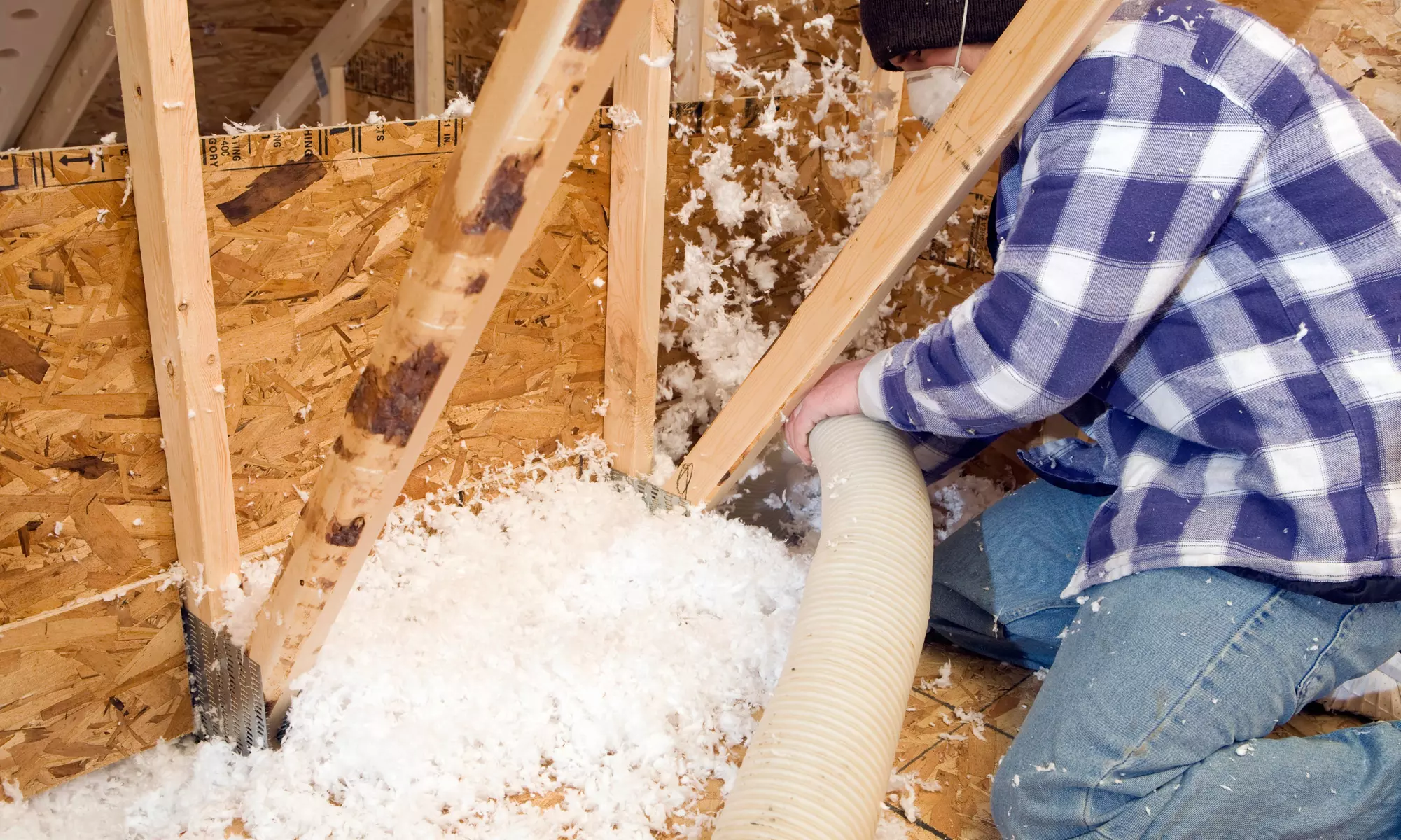 300 or 400 Square Feet of Attic Insulation or Radiant Barrier Foil from Ultimate Radiant Barrier (Up to 90% Off) - Primary Image
