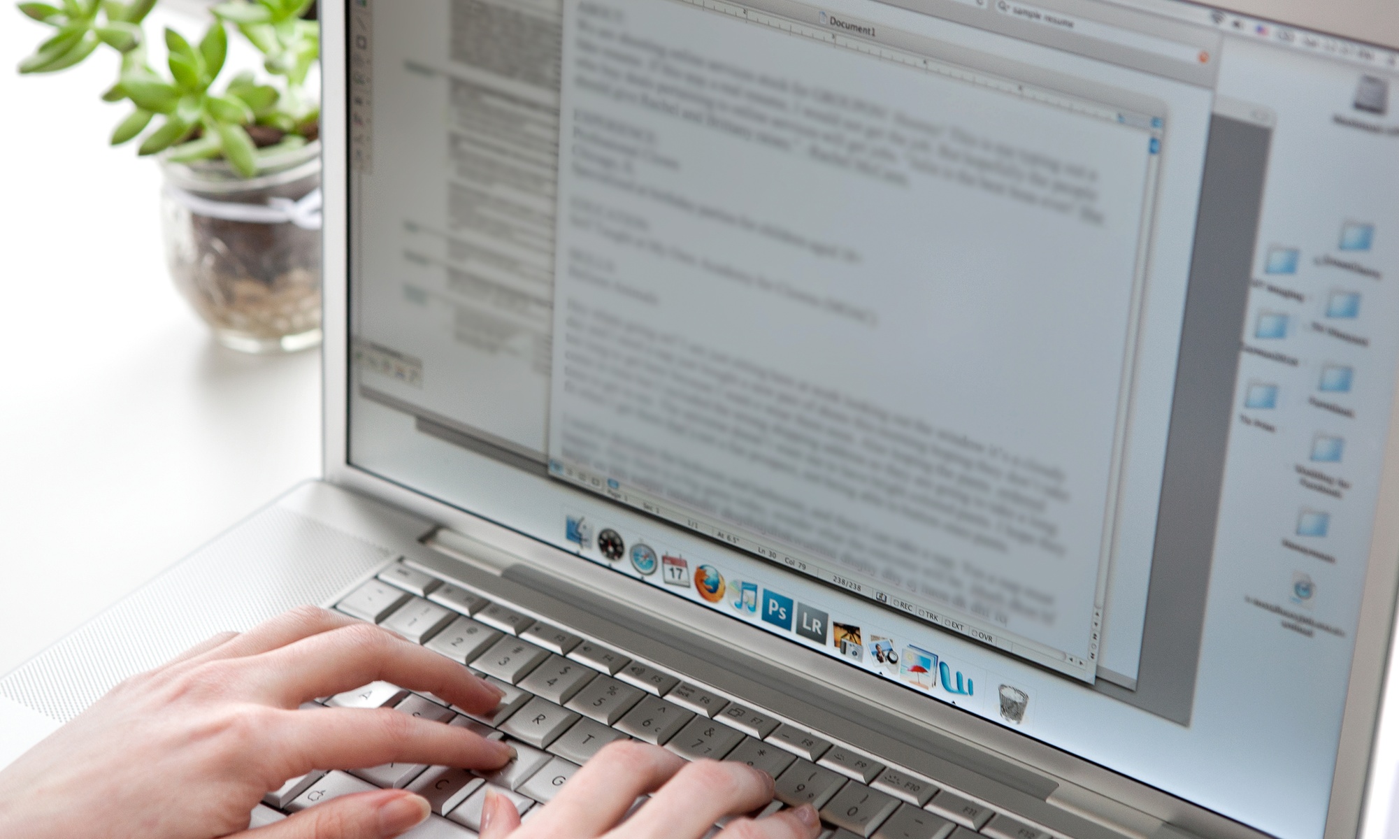 Correction orthographique et relecture approfondie de vos textes