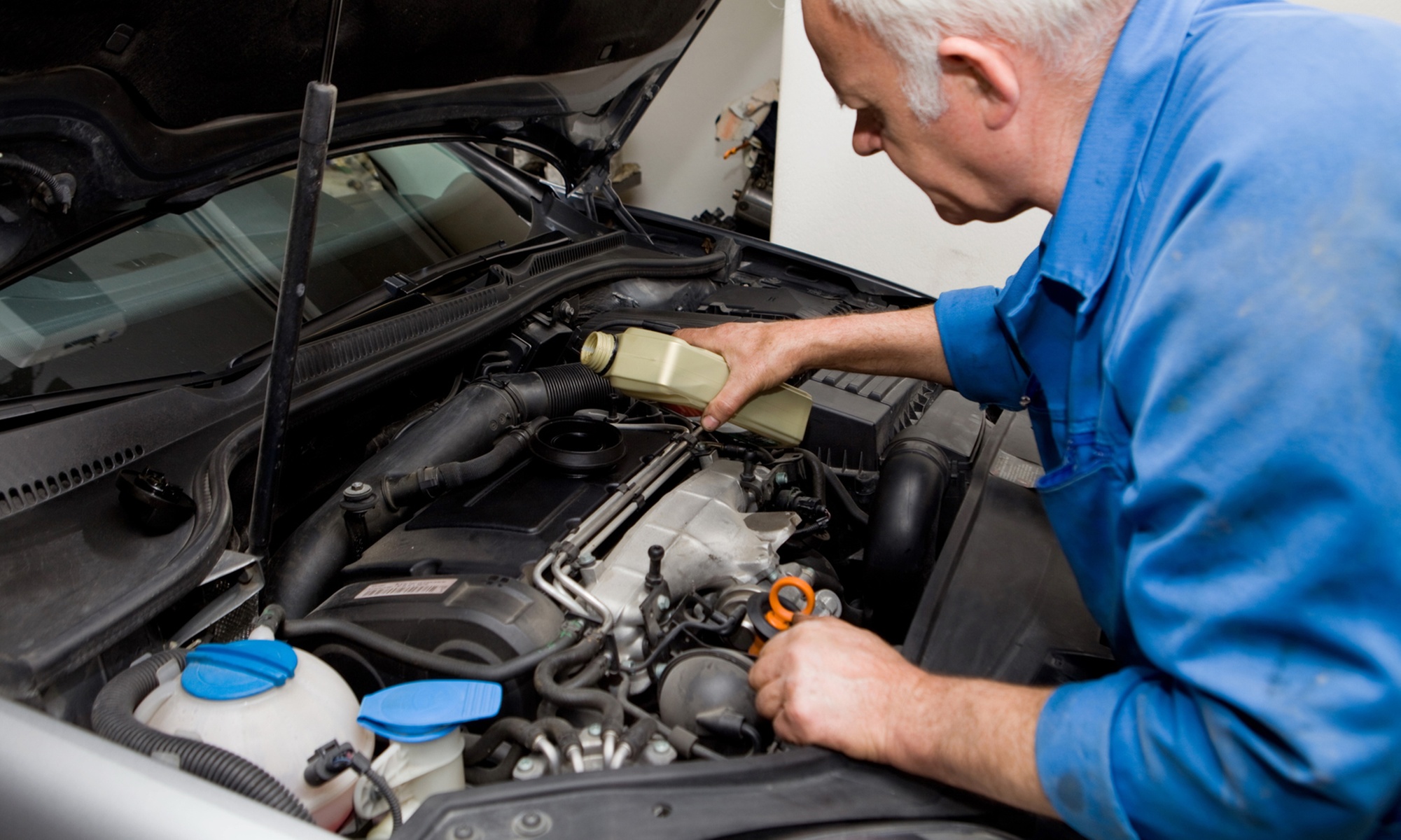 Full Synthetic Oil Change for German/European Cars 