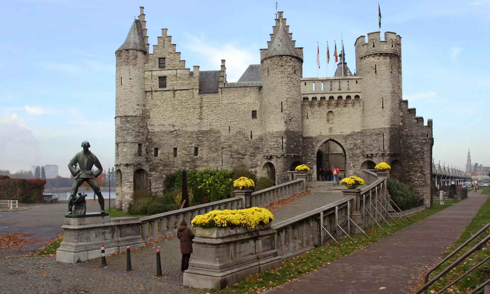 Antwerpen: dagtrip incl. vervoer per luxe touringcar