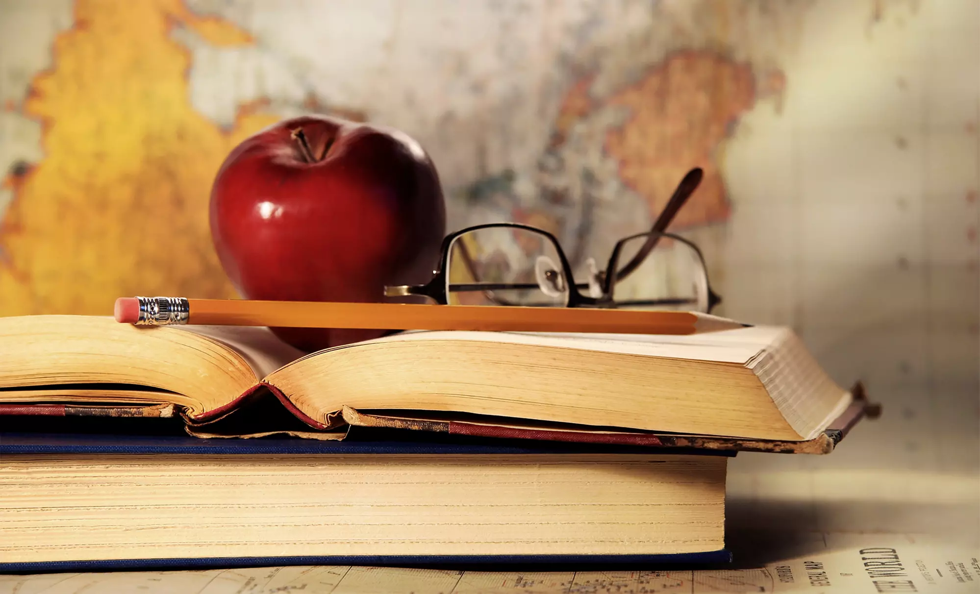 Five Hours of ESL Tutoring or an Eight-Class Speaking Course at Canadian Conversation Centre (Up to 85% Off) - Primary Image