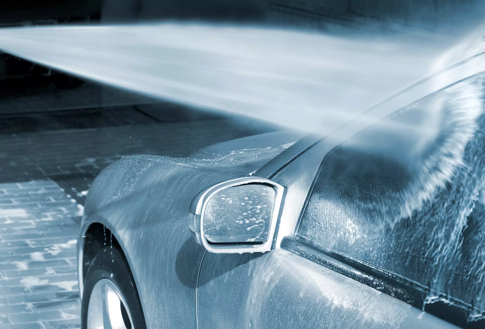 Full Service Hand Wash with Ceramic Spray Wax
