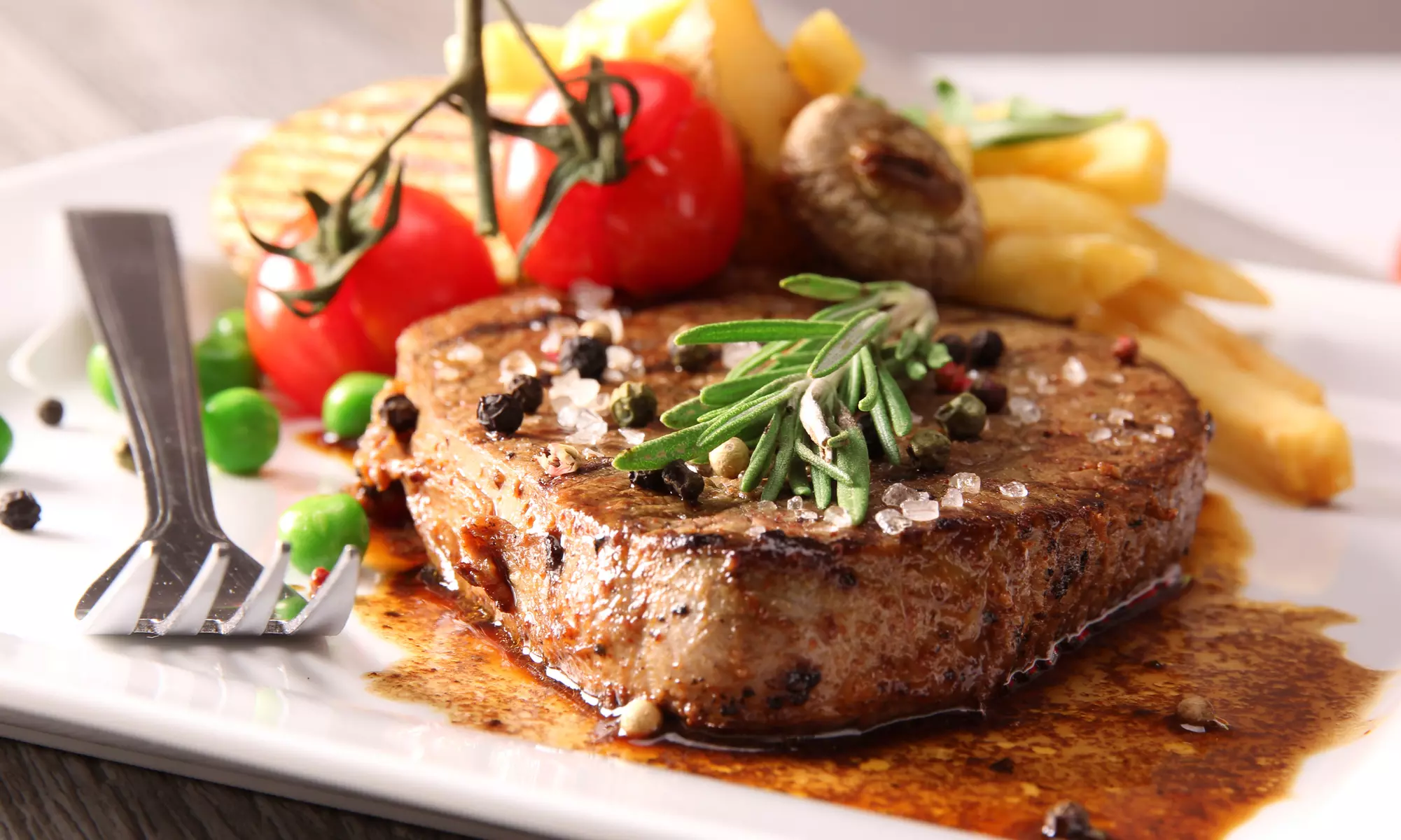 Up to 32% Off on Restaurant Speciality - Steak at George‘s Bistro & Bar