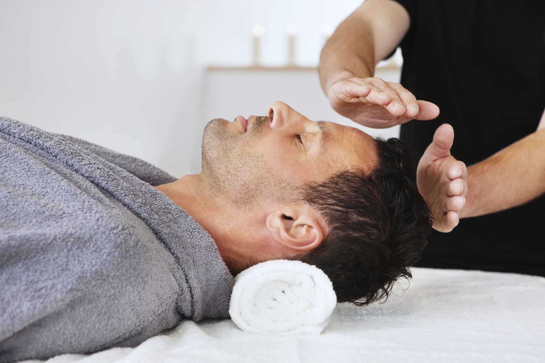 Relax with One 45 or 60-Minute Reiki Sessions with Scalp Massage