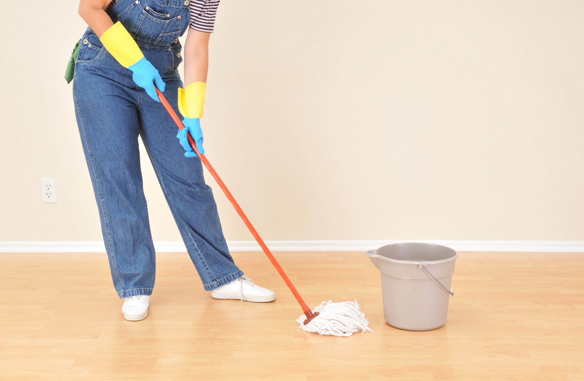Quick and Efficient 1 or 2 Hour Cleaning w/ One orTwo Cleaners