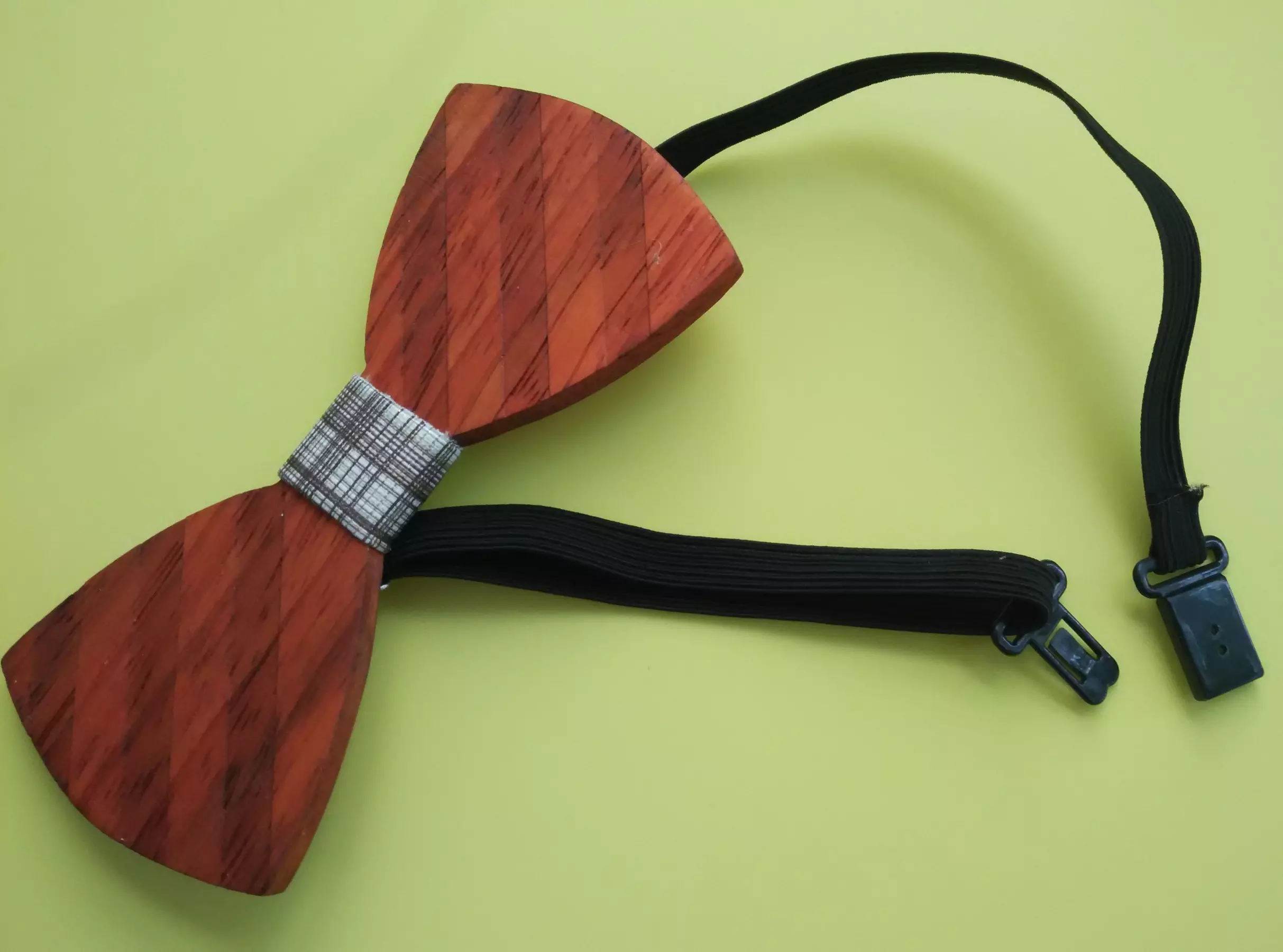 Wooden Bow Tie - Primary Image