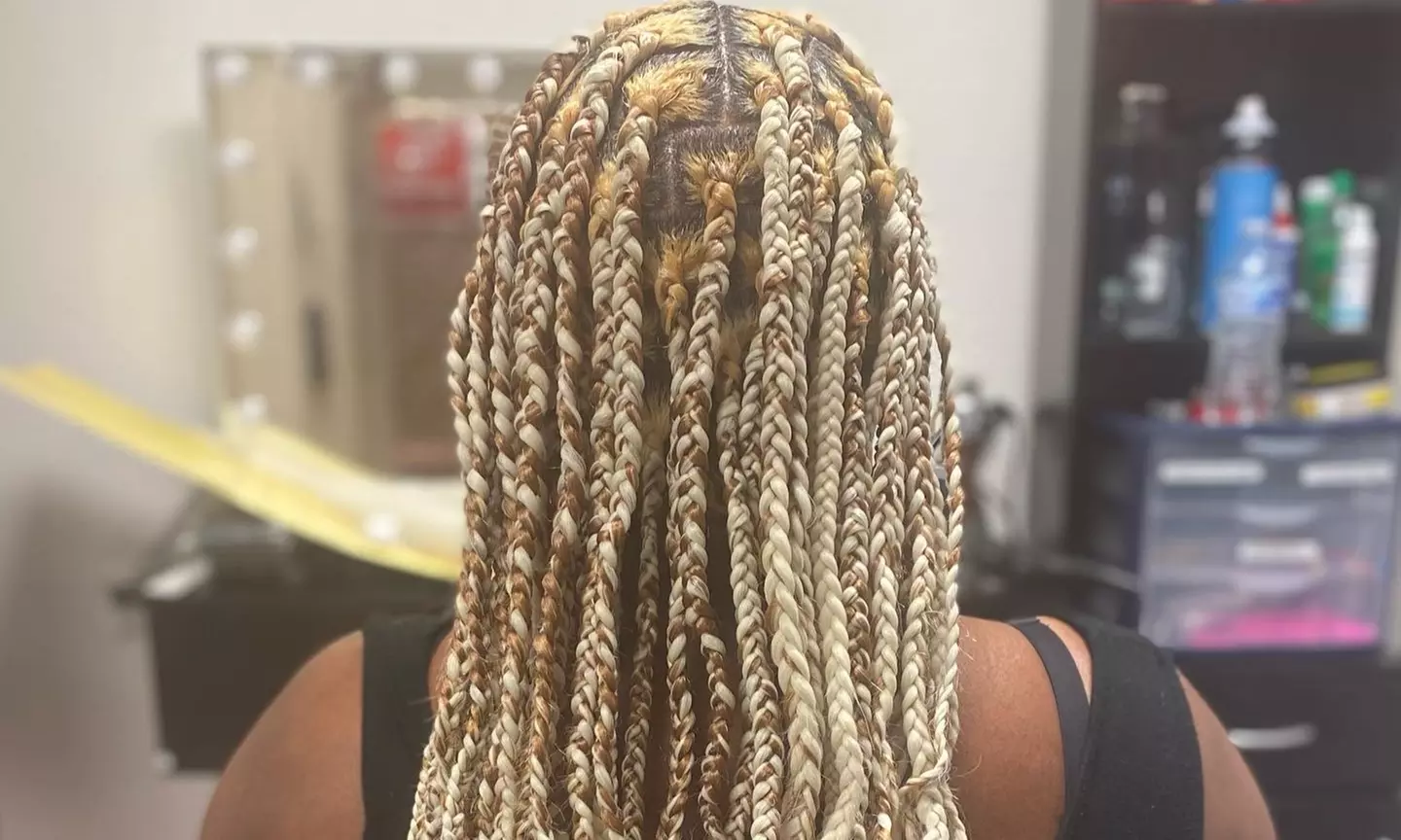 Medium or Large Knotless Braid Session or Full Highlights at The barber esthi - Up to 30% Off - Primary Image