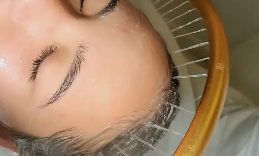 Image 2: This Japanese Head Spa Will Melt Your Stress Away