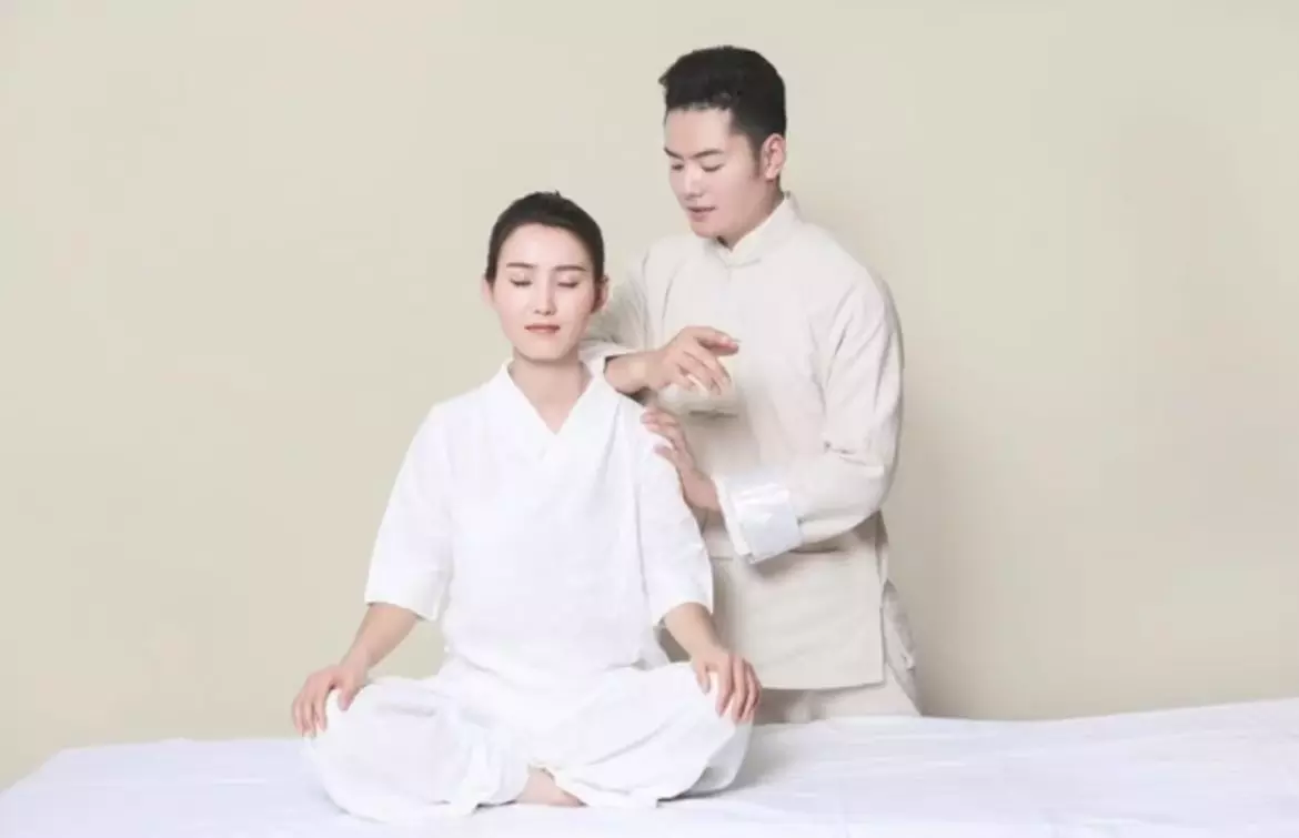 Up to 55% Off on Couples Massage at Jingu Town Spa