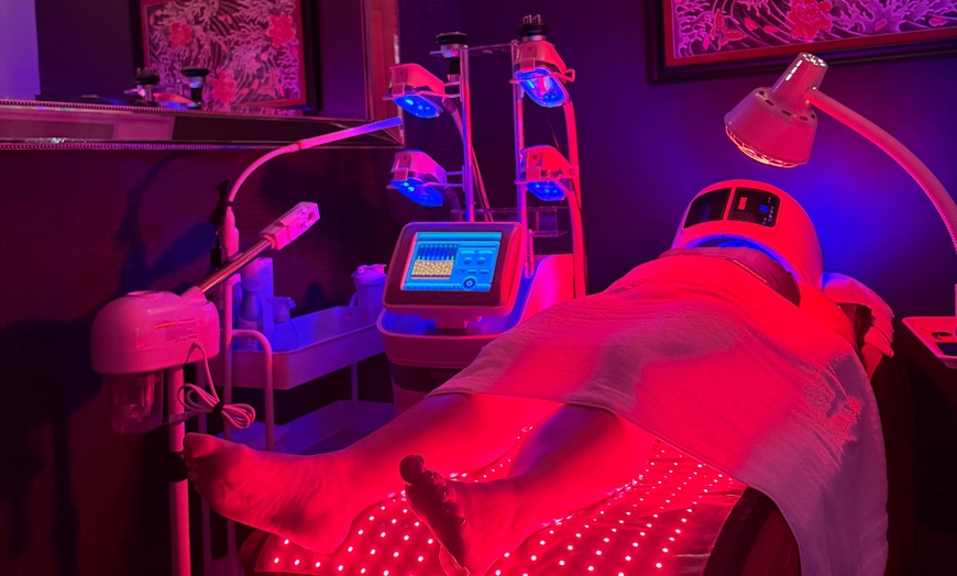 Image 3: Up to 88% Off on Lipo - Non-Invasive Laser-iLipo at LuLu Spa
