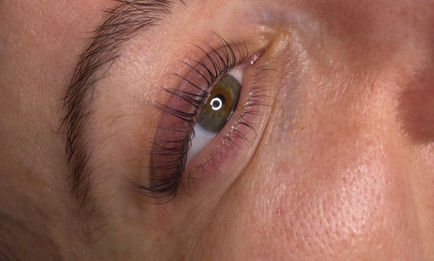 Image 9: Get an Eyelash Perm & Brow Perm w/ Tint (Lash Lift & Brow Lamination)