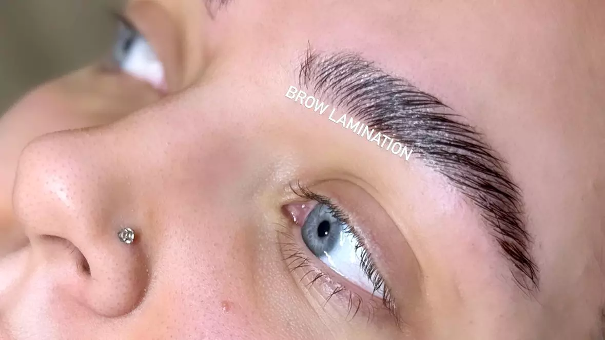 Up to 56% Off on False Eyelash Application at La Bella Beauty Bar