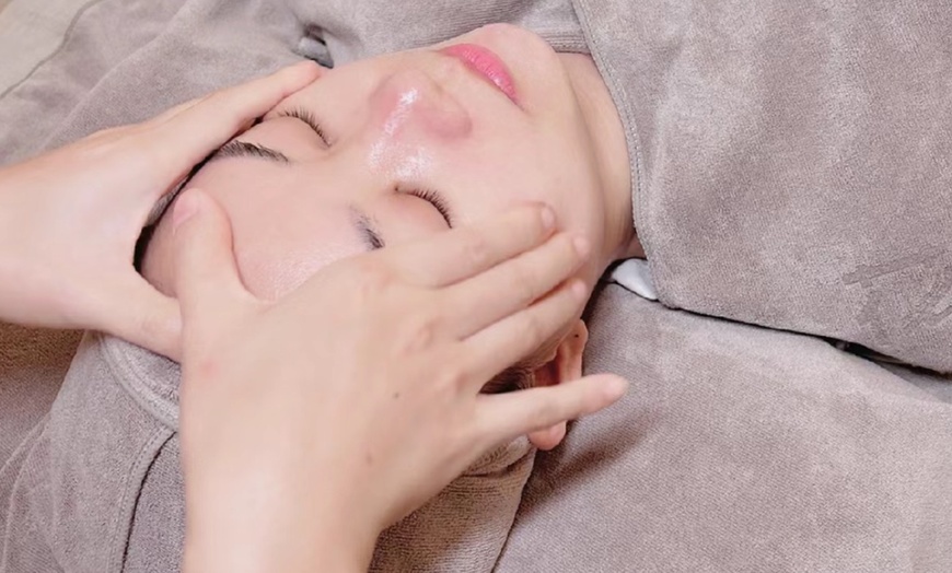 Image 2: Up to 35% Off on Facial at Like skin