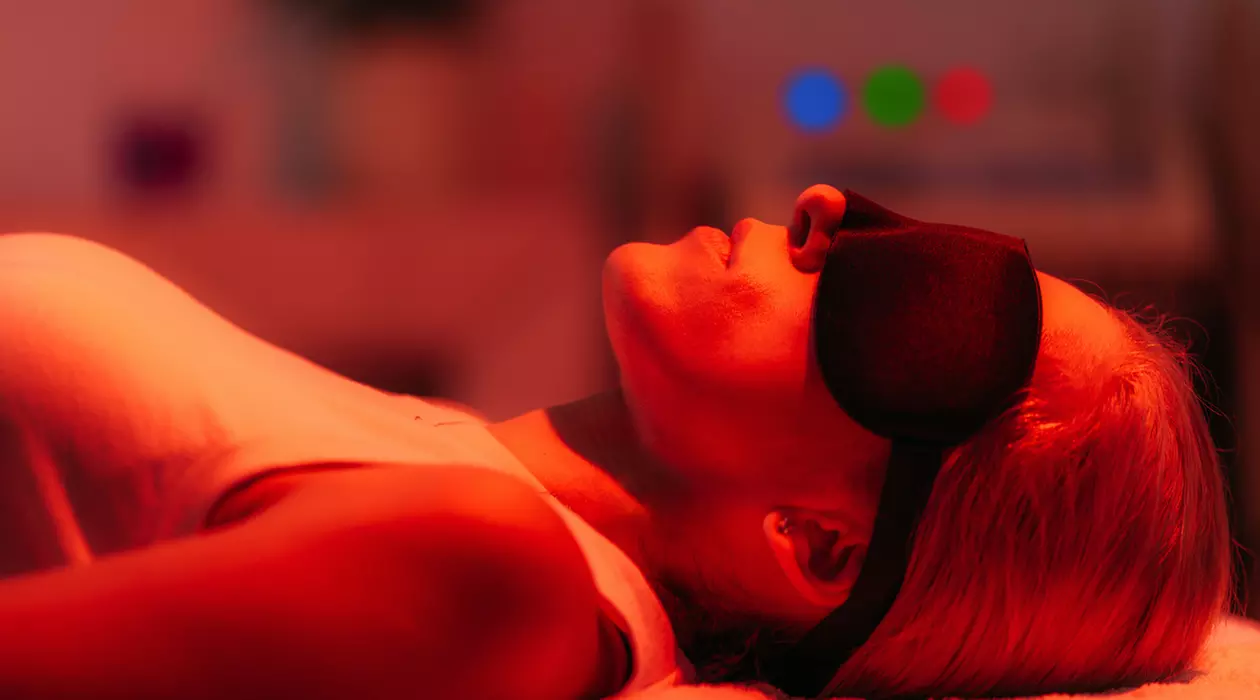 Boost your overall wellness with 1, 3 or 5 Light Therapy Sessions at Slym Wellness Clinic (Up to 60% Off) - Primary Image