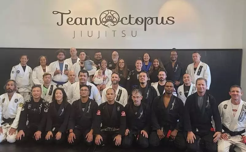 Two Weeks - Unlimited Jiu-jitsu Classes Adults And Kids (Free T-Shirt)