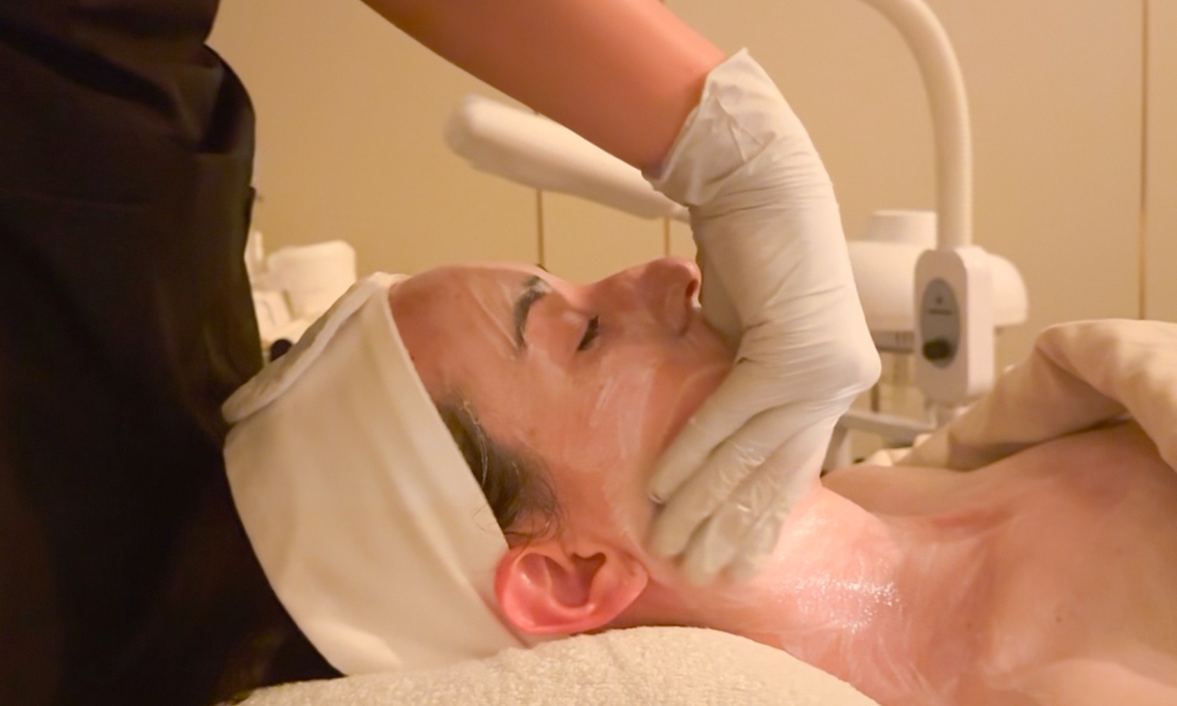 Up to 42% Off on Facial at Delight Massage & Facial
