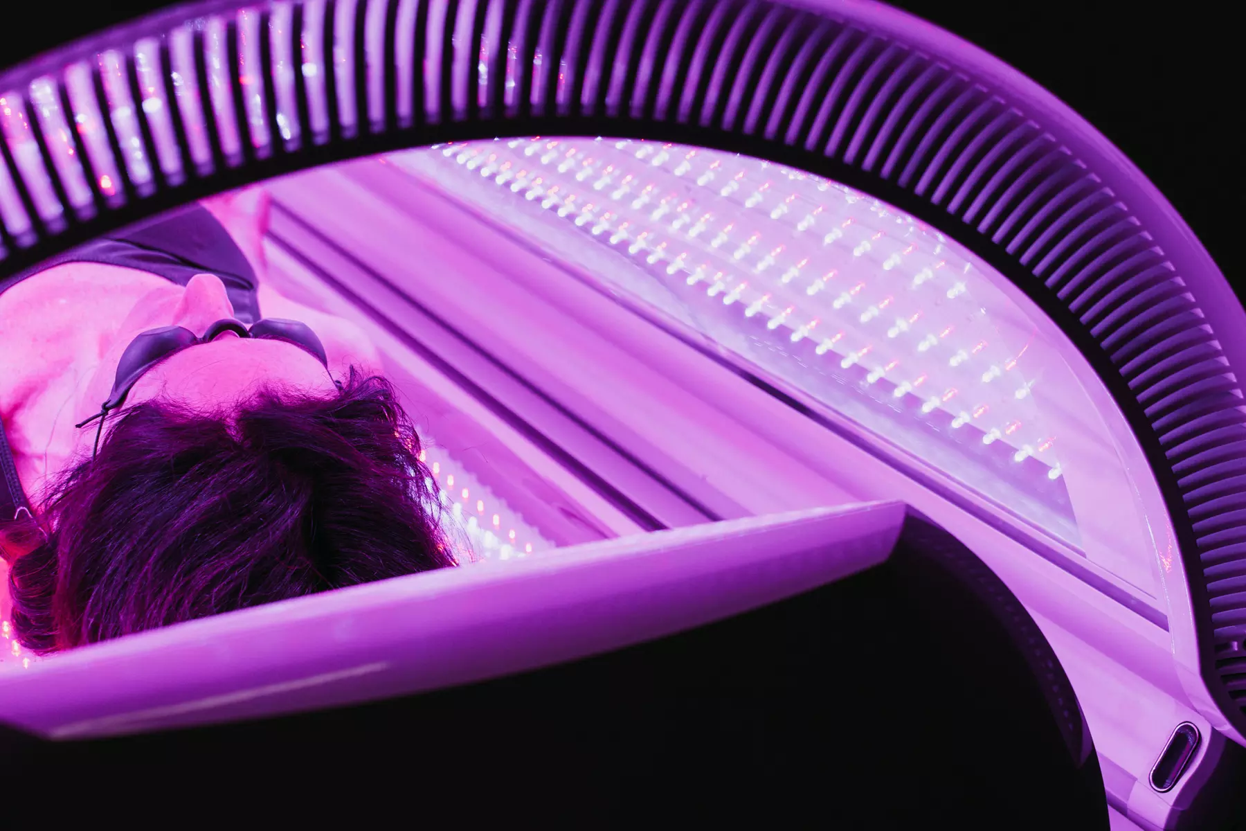 Séance de photobiomodulation avec Maison Synèse Annecy