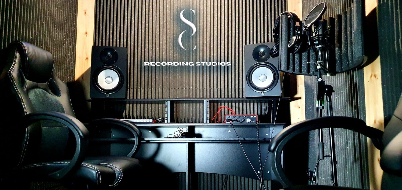 Up to 40% Off on Dinner - Live Music at SC Studios