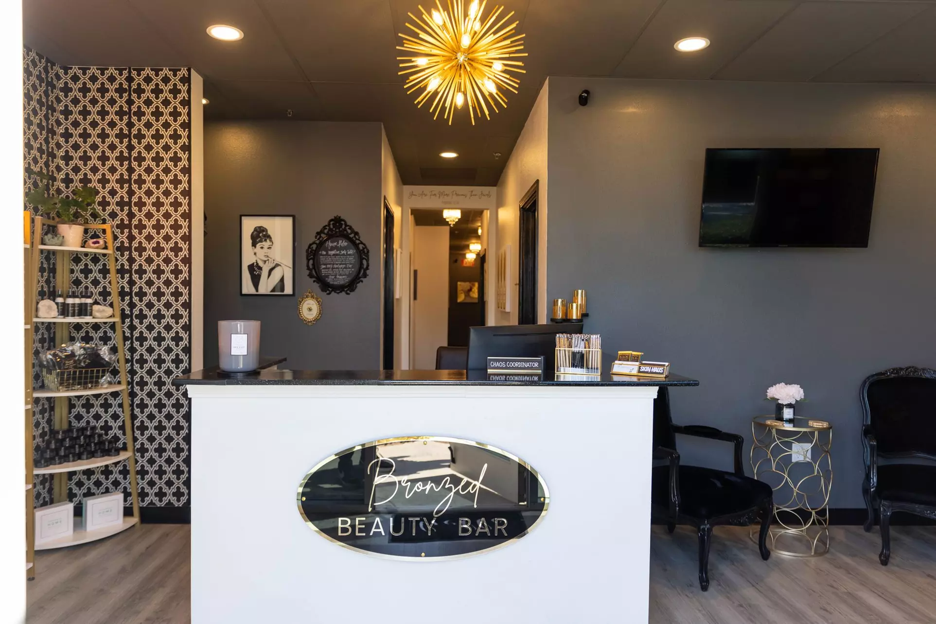 Discover Bronzed Beauty Bar's EmSculpt Neo sessions, sculpting arms, buttocks, or abs with up to 50% off