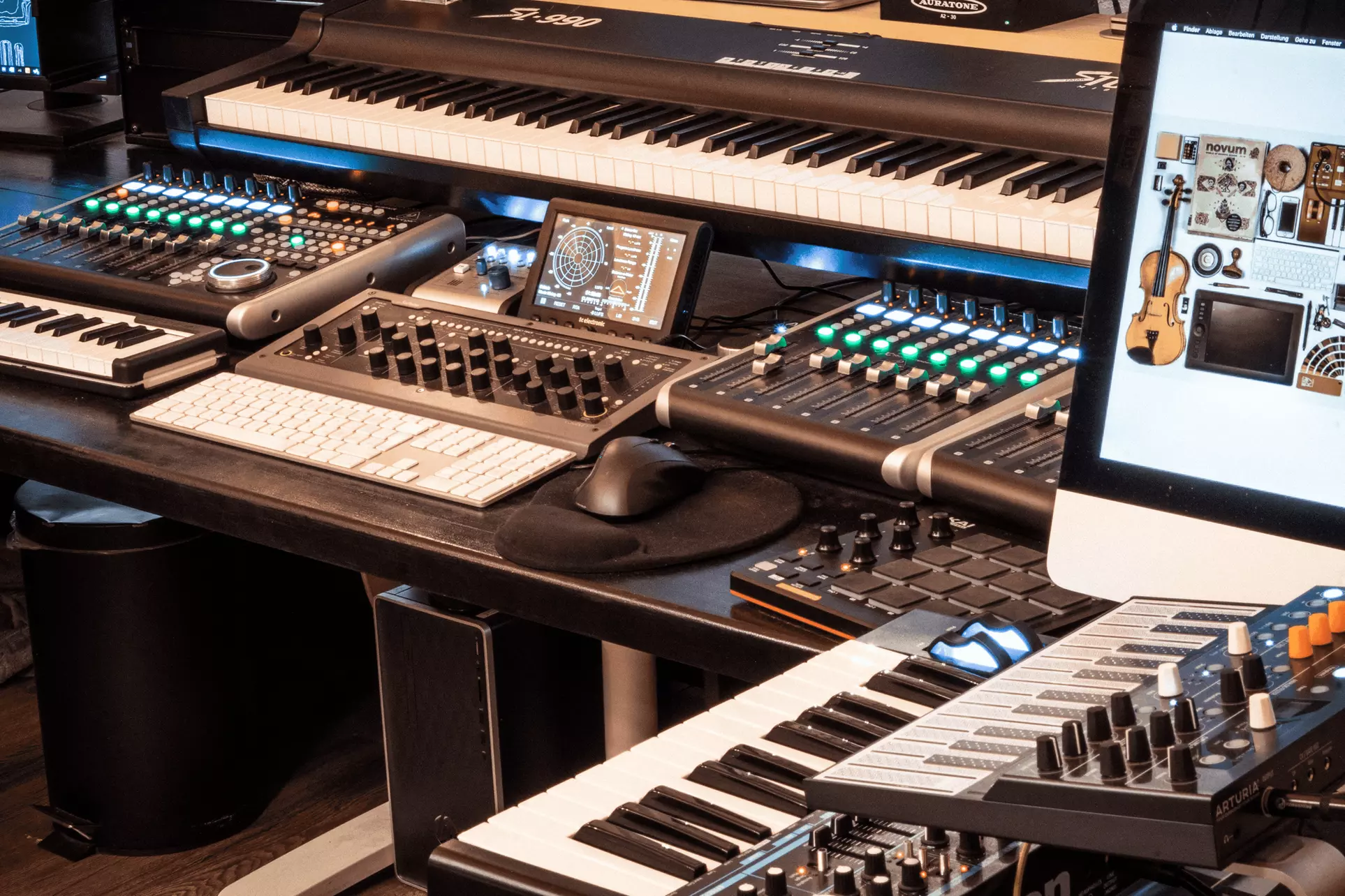 Bis zu 45% Rabatt auf den Aufnahmestudio bei Salvador Studioz