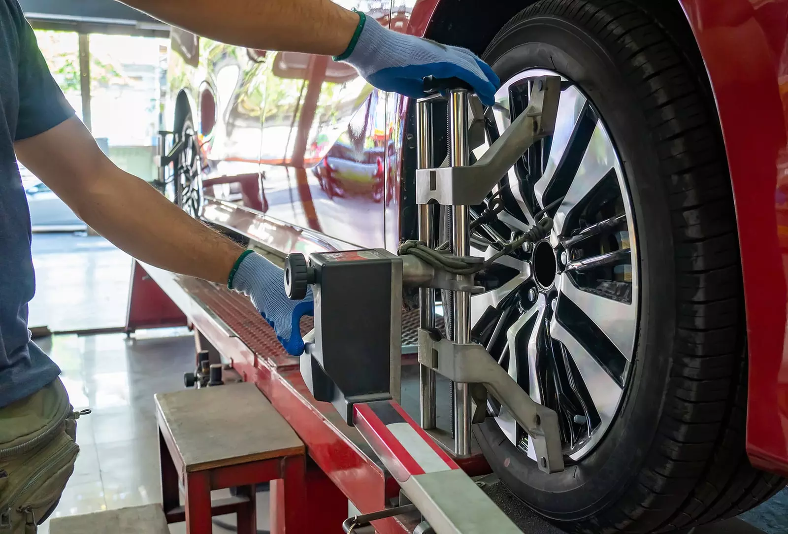 Up to 52% Off on Oil Change - Full Service at East Hill Automotive Center (Airport) - Second Medium