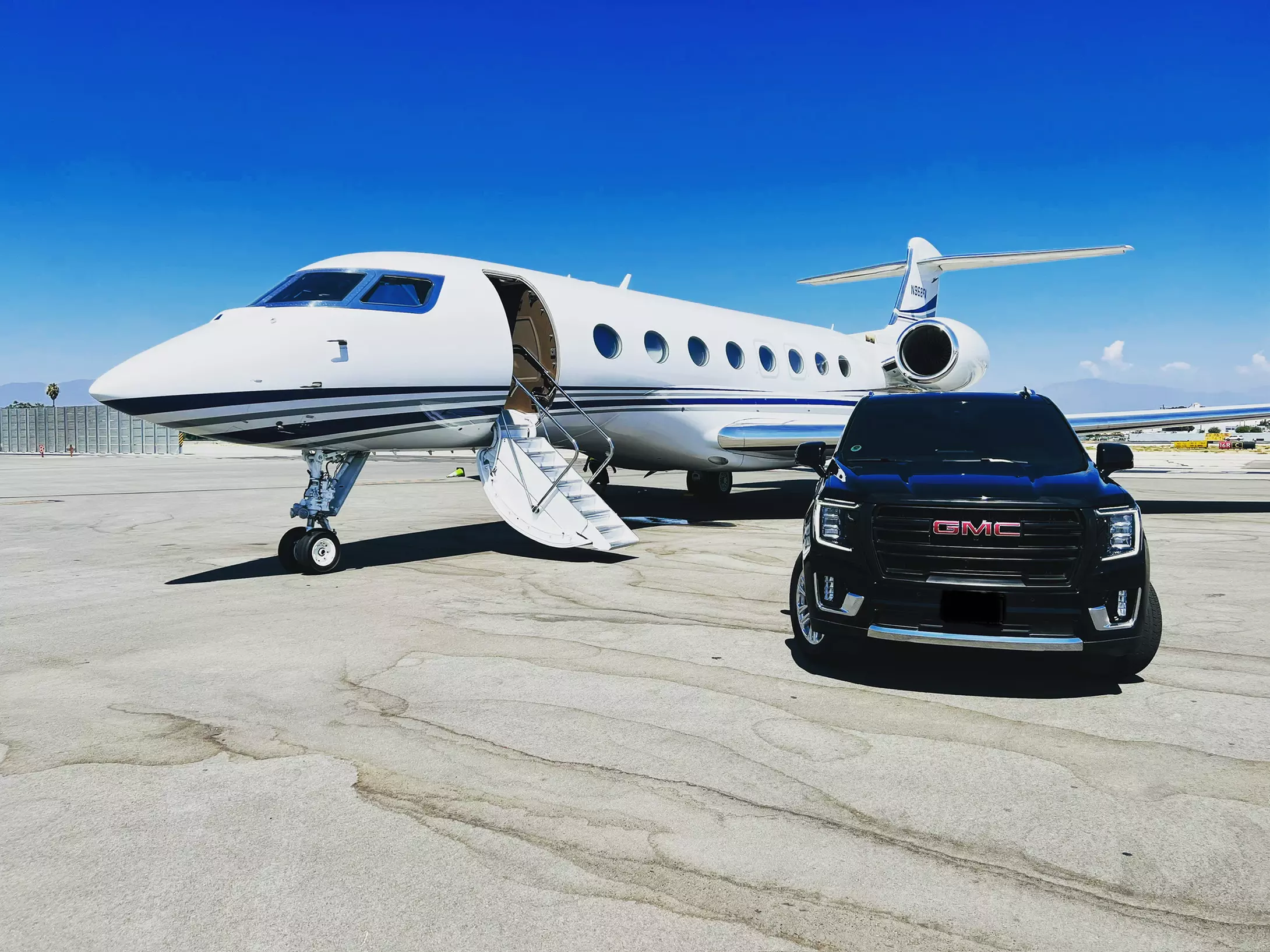 Up to 20% Off on City Tour at Hollywood Vip Limousine - Primary Image