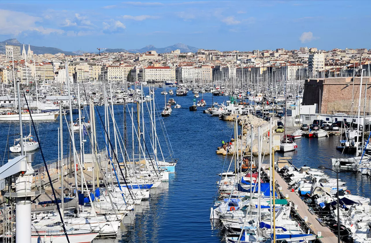 Jusqu'à 50% de remise sur Visite - Guidée chez Zzcar