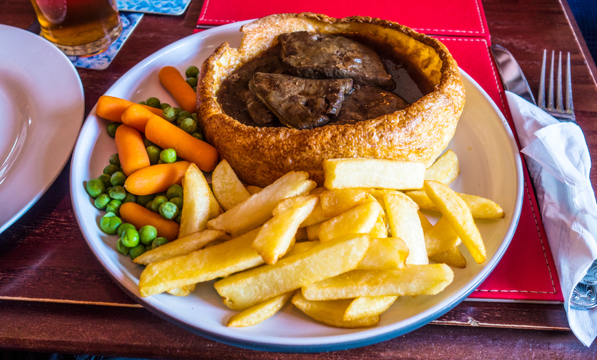 Image 1: Interactive Online Course: British Cooking or 2000+ Courses Membership
