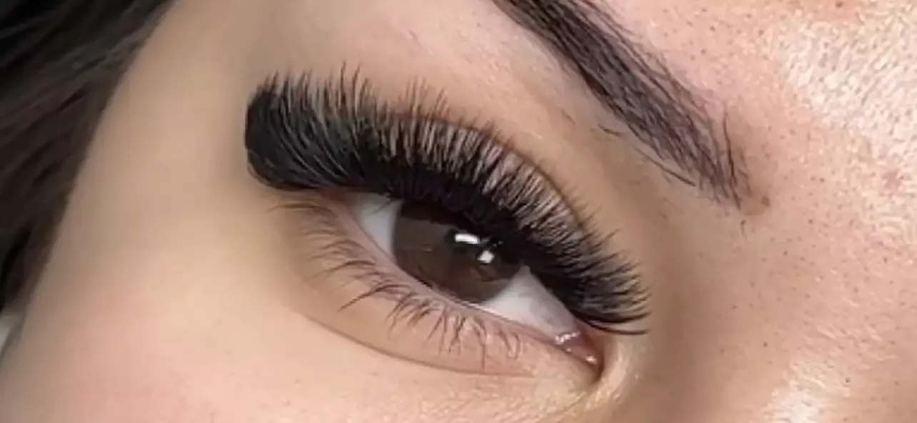 Enhance your beauty at Beauty By Lusi with a variety of eyelash extensions options, achieving up to 50% fuller lashes. - Second Medium