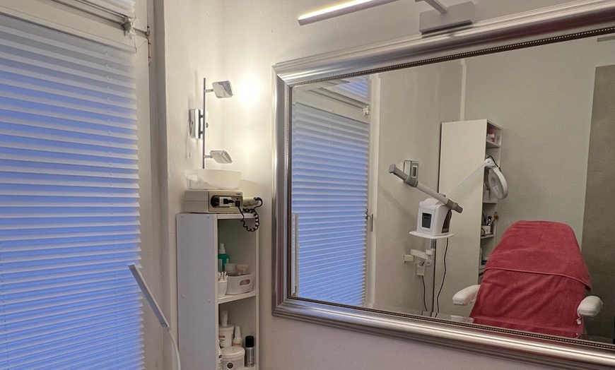 Image 2: Bis zu 30% Rabatt auf den Kosmetische Gesichtsbehandlung bei Anti Aging Kosmetik 1