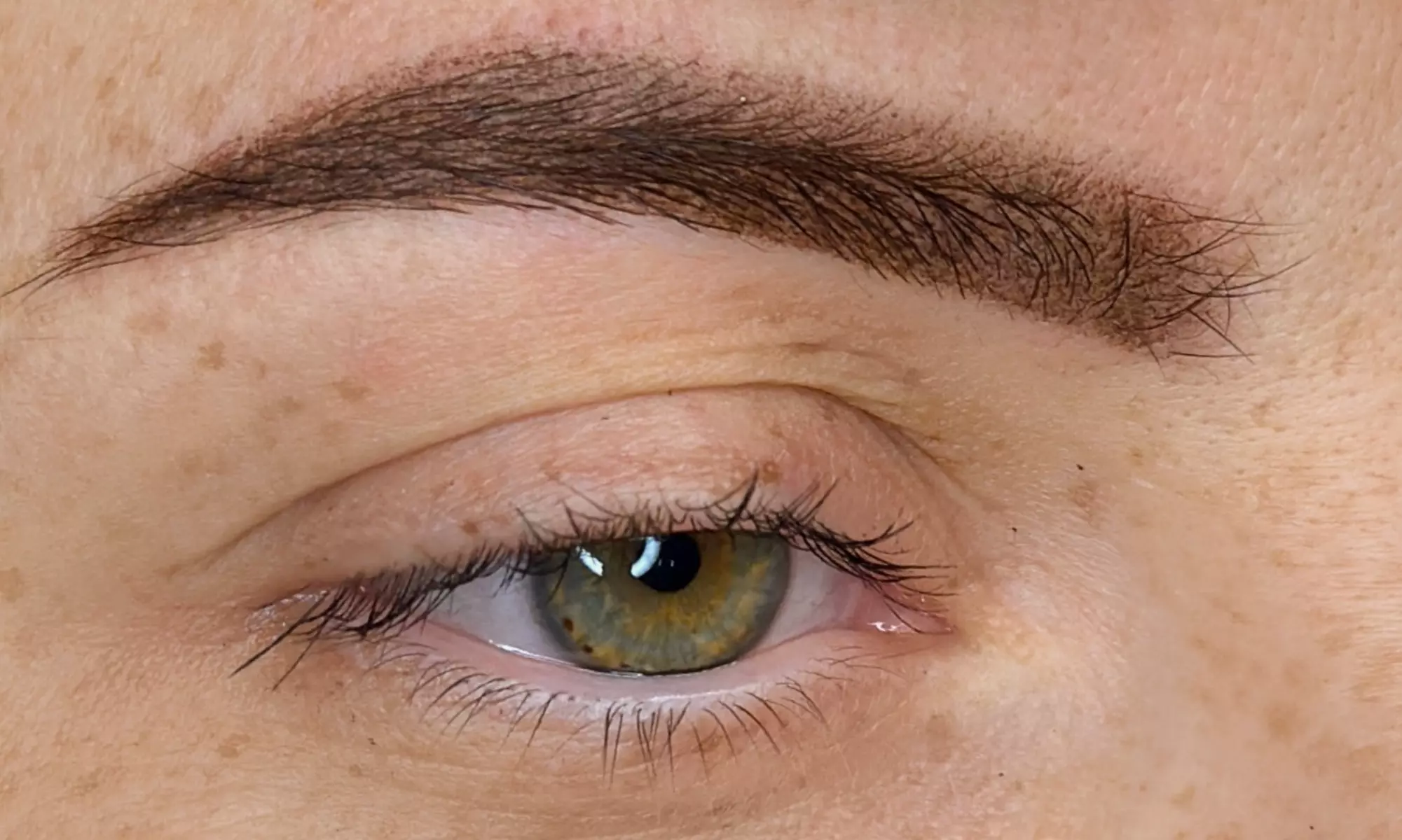 Transform Your Features with Permanent Makeup Sessions and Touch-ups