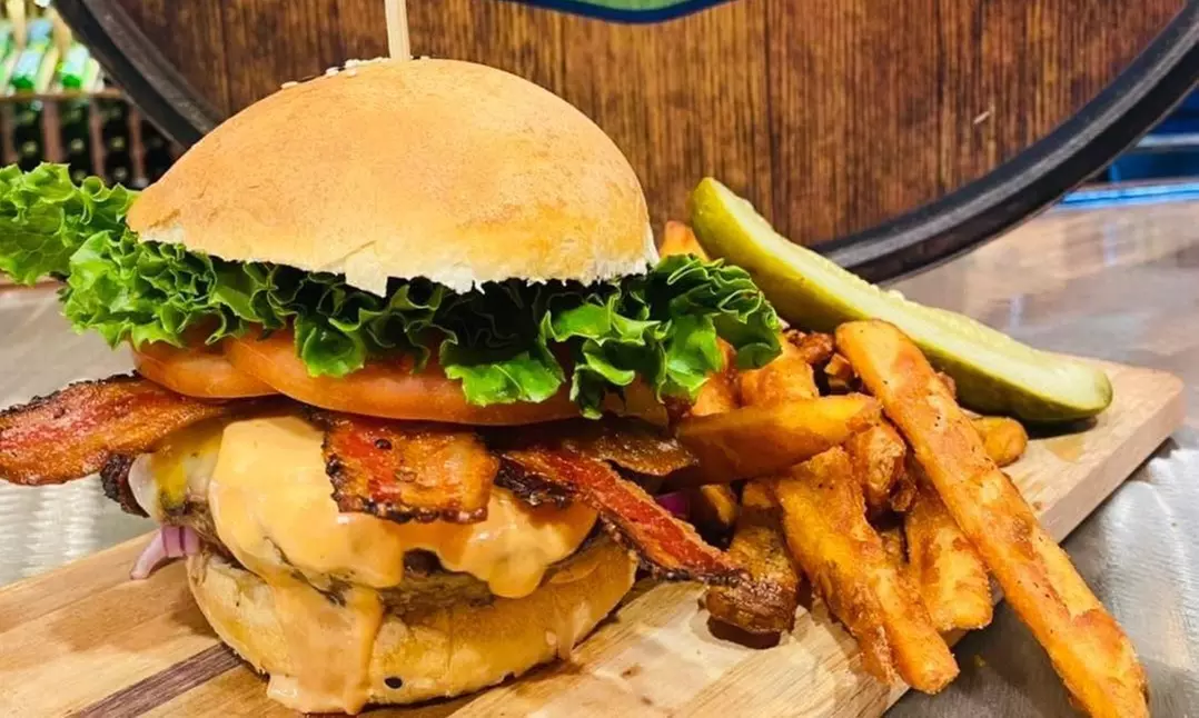 Up to 35% Off on Burger Restaurant at Minhas Winery - Second Medium
